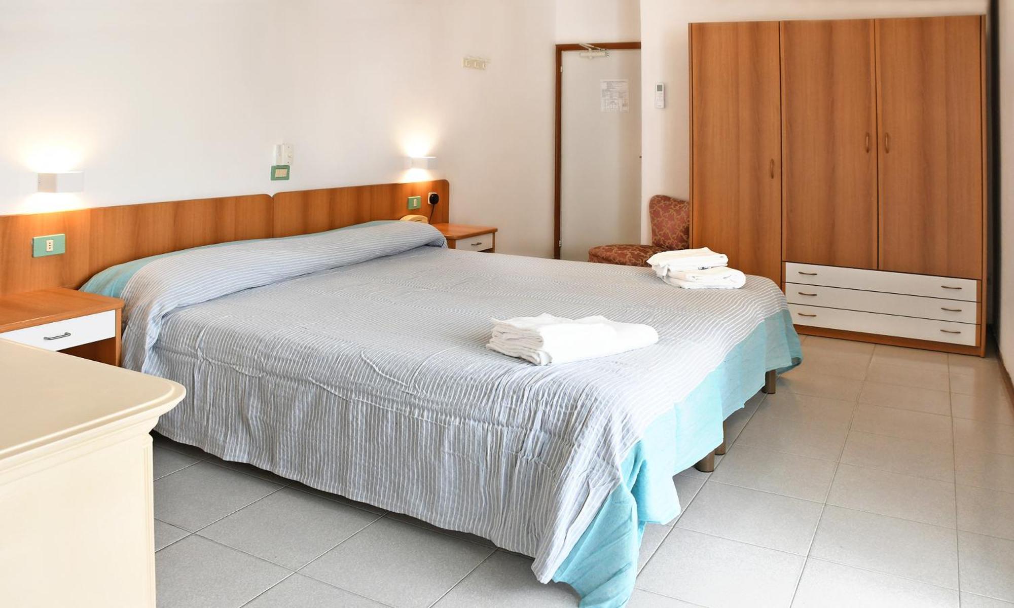 Hotel Exclusive In Pieno Centro - Nuova Gestione 2025 Риччоне Экстерьер фото